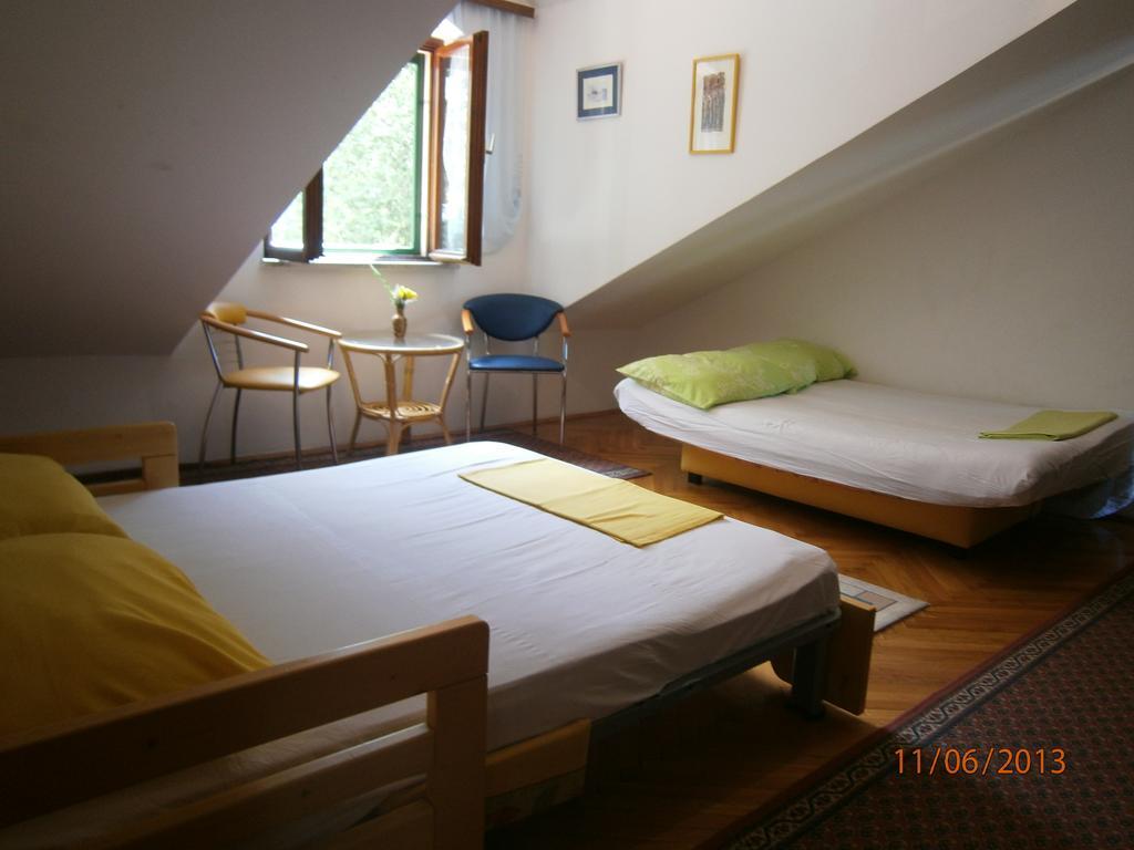 Villa Miranda - Croazia Omis Phòng bức ảnh